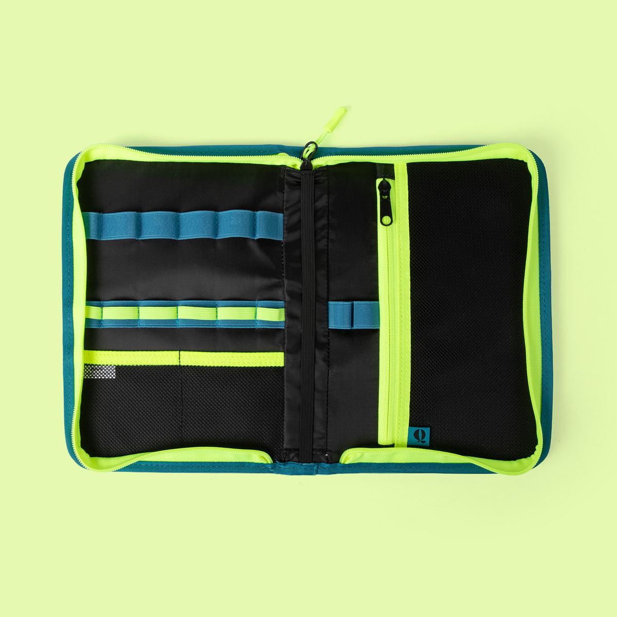 Quell sketchbook case in teal and lime, open